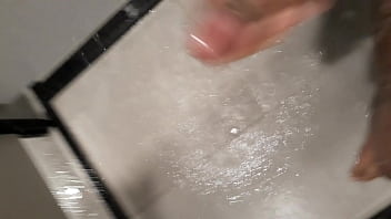 Preview 4 of Erobig Booty - Tocando uma na academia rj
