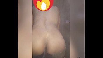 Preview 4 of Bebe Bbw Big - Mostrando mi anito apretadito en la ducha