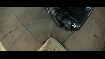 Preview 4 of Porn In Surat - novinho corre pra comer a namorada ao som de Insanity