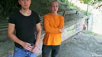 Preview 3 of Balcon Rojo - CZECH HUNTER 451