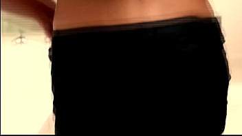 Preview 2 of Momxxx Black - superb movement