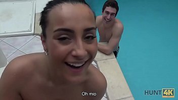 Preview 2 of Mandingo Y Japonesa - HUNT4K. Il povero cornuto dovrebbe vedere come un ragazzo ricco possiede la sua ragazza