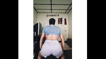 Preview 1 of Sm Enema - Novinho rebolando