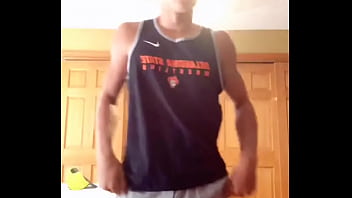Preview 1 of Kalu Reunion - Hot Boy Dancing in Hot Pants