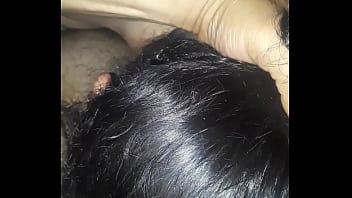 Preview 3 of B8g Coock - Claudia mamando. Claudia sucking dick.
