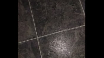Preview 2 of Pompino A Pranzo Sotto Il Tavolo - Cum