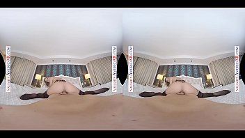 Preview 4 of Feeds Blind Chloe Cherry - Naughty America - Jessa Rhodes finally gets her wet pussy on you