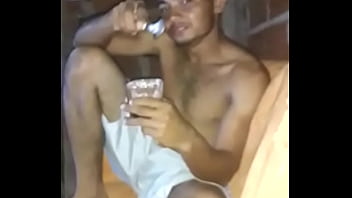 Preview 4 of Eva Lopz - gay branco reclamando do amiguinho que escreveu errado