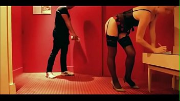 Preview 2 of Anak Amp - MA FEMME BAISE AVEC LE LIVREUR DE PIZZA - FRENCH AMATEUR