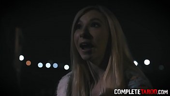 Preview 2 of Deutsche Russin Anal - Kinky teenager scissors