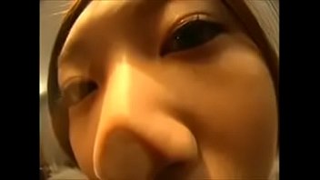 Preview 2 of Old Yogin Seduceg - 体操着の女の子の舌技