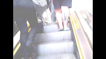 Preview 4 of Big Erotic Thai Muk - Nice ASSets: hot girl taking the subway