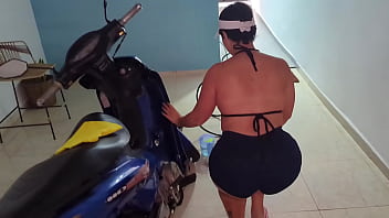 Preview 1 of Full Nangi Girl Boy - Step sister with huge ass helps me wash my bike in shorts and we end up in a delicious fuck