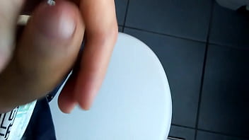 Preview 3 of Wife Gives Tickle - Cheio de Tes&atilde_o