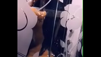 Preview 4 of Asault Rape - bailando en la ducha in shower
