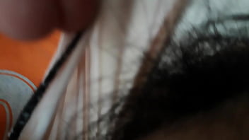 Preview 4 of Belizean Girls - Vợ v&agrave_ bạn nhậu của chồng