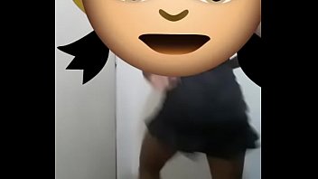 Preview 2 of Sweaty Clothed Porn - a moreninha gostosa 2