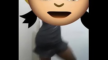 Preview 1 of Sweaty Clothed Porn - a moreninha gostosa 2