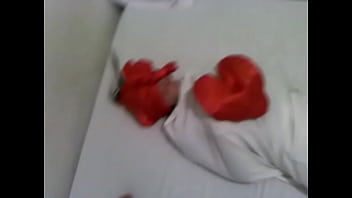 Preview 4 of Wanita Dientot Saat Tidur - Jovencita venezolana llega es amarrada para regalo de navidad a mi amigo