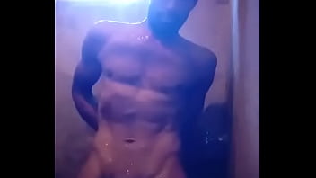 Preview 2 of New Sexyxx Video Of Mia Khalifa - Hetero de campo me muestra como se ba&ntilde_a (parte 2)