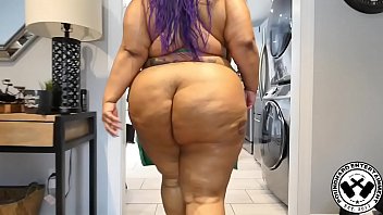 Preview 2 of Maya Kelefa - The Horny Barista Behind The Scenes Promo Sign Up @Poundhardxxx.com