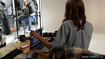 Preview 1 of Girl Allow Fucking For Money - Sexy teen model screws the photographer