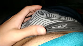 Preview 1 of Seachjuicy Hose Worship - ALGU&Eacute_M PRA TROCAR NUDS COMIGO? COMENTA A&Iacute_ DL&Ccedil_