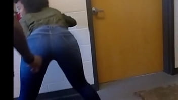 Preview 4 of Hard Cun - Jayla throwing that ass for me