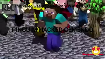 Preview 1 of Gambar Animasi - Pinguim Hacked Gemendo Gostoso