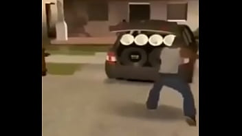 Preview 1 of Butiy Sex - CJ DANCANDO BENZ TRUCK