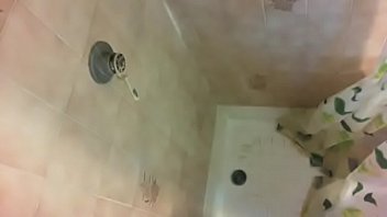 Preview 1 of Bokep Cute Tiin - DocciaEcapelli 13.05.mp4