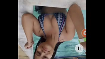Preview 1 of Big Bot And Tits - Chica hot fotos calientitas