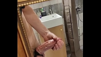 Preview 3 of Play On Utube Porn - Hugeone4u1 - Massive cock orgasm