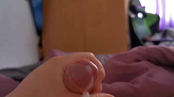 Preview 3 of Nun Pee2 - Corrida en la cama