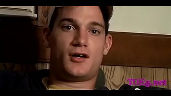 Preview 1 of Prn Sexe - Homo hunk needs some one-eyed monster