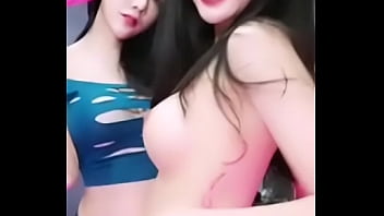 Preview 4 of Hd Hindi X - 2 สาวไลฟ์สด หีใหญ่นมใหญ่น่าเย็ดเด็ดจริง