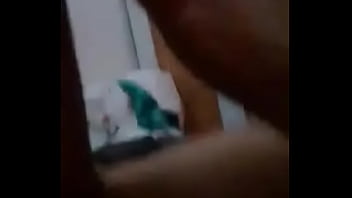 Preview 4 of First Time Lesbian 18 - Uma rapidinha com a novinha