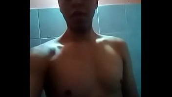 Preview 1 of Shmeal Cum In Girl Hd - Morocho venezolano excita a argenta envi&aacute_ndole video con su pija grande y gruesa
