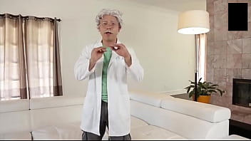 Preview 1 of Milf Bad Jordi - Doctor Se Folla Paciente