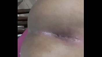 Preview 3 of Kendall Wreckedporn - Abrindo o cuzinho de quatro