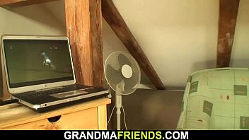 Preview 1 of Xnxnn Com Hd Do - Very old blonde lady swallows two cocks at once