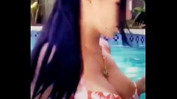 Preview 1 of 18 Anos Feet - Boobs