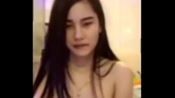 Preview 4 of Bot Vs Girls - สาวไทยไลฟ์สด น้องเอิร์นสาวคนงามไลฟ์หน้ากล้อง รอบนี้จัดเต็มเห็นหัวนมเต็มๆ