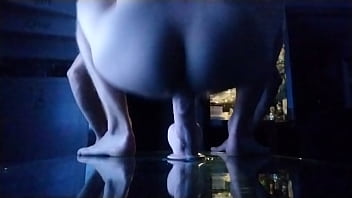 Preview 3 of Vxnn Com - Huge dildo anal
