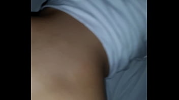 Preview 2 of Urthel - Mateo Arias se come a Laura Rey