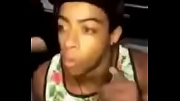 Preview 1 of Gay Licker Pussy Till Cum - Falando putaria no ouvidinho dela