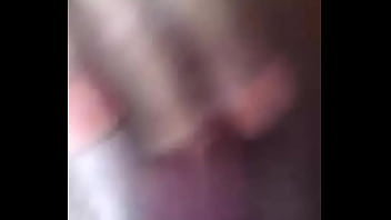 Preview 2 of Xxx Hot Bobs Prasing - Me masturbo mientras mi esposo no esta,  con un vibrador en mi vagina