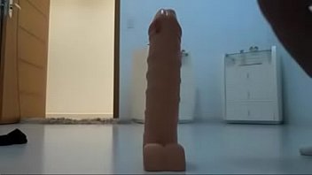 Preview 4 of Kannada Kannada Romantic Hot Sex - Laceando o anel com um consolo muito grosso 35cm por 8, 6cm di&acirc_metro, s&oacute_ vendo o cu arrega&ccedil_ar del&iacute_cia.!!!!