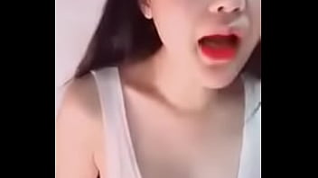 Preview 2 of Desk Sex Vedeo - Uplive - show h&agrave_ng tr&ecirc_n Uplive bị record lại