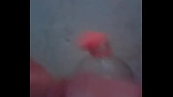 Preview 3 of Englis Xxx Sexy Bf You Tub Me - Abrindo a garrafa com meu palzao